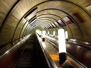 Московские власти сэкономленные деньги потратят на метро